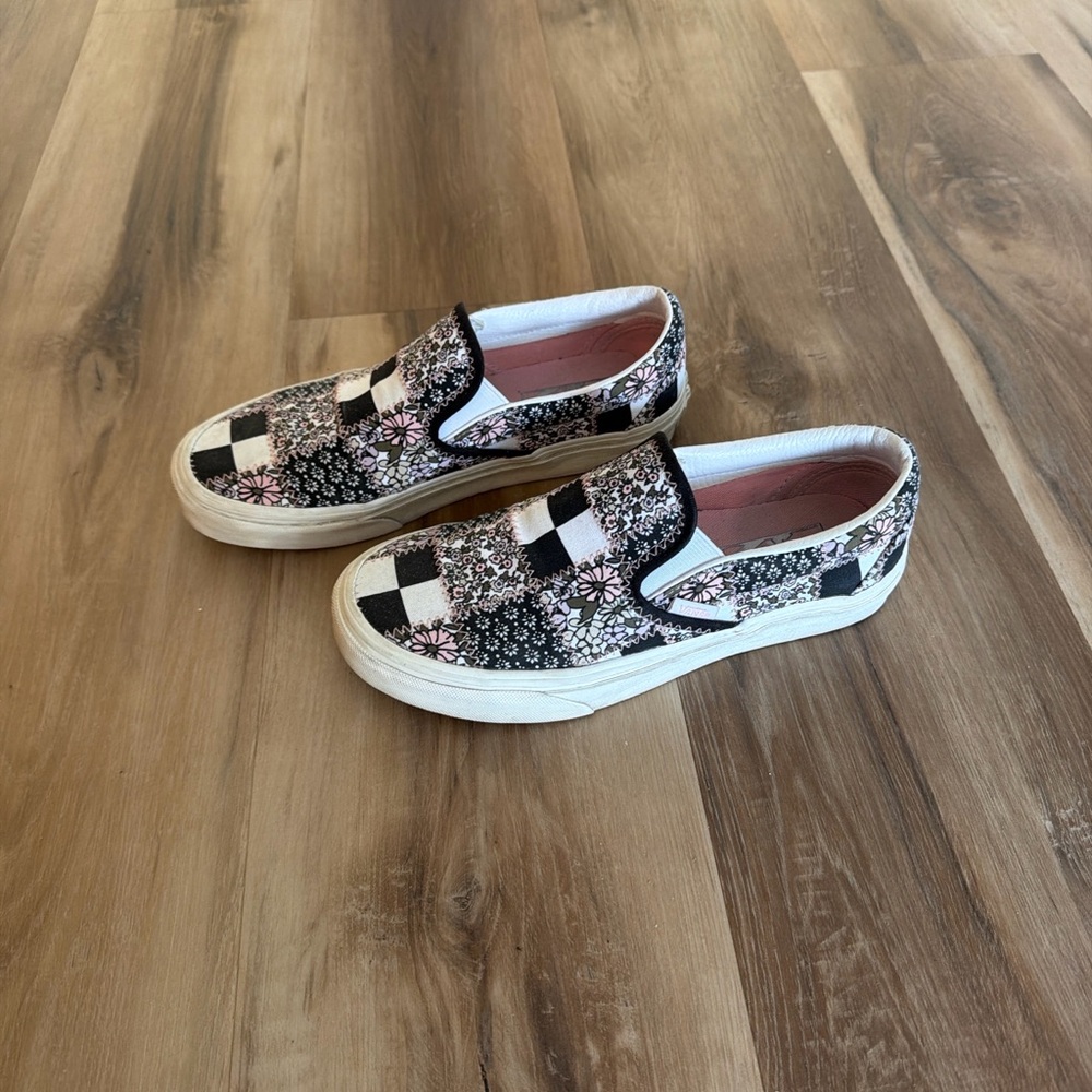 Vans Classic Slip-On Patchwork Floral Checkerboard – Women’s Size 7